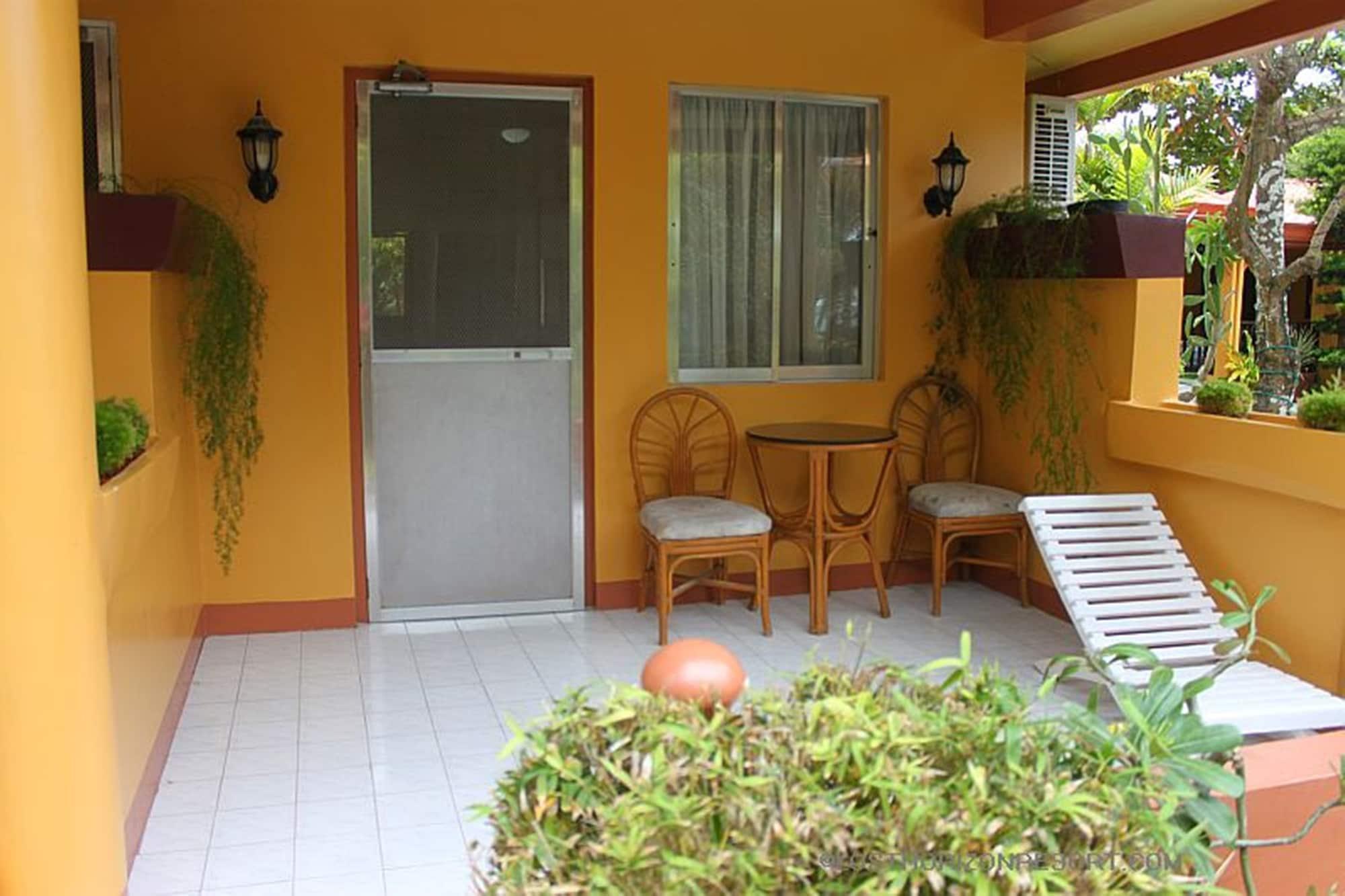 Lost Horizon Beach Dive Resort Bohol Bagian luar foto