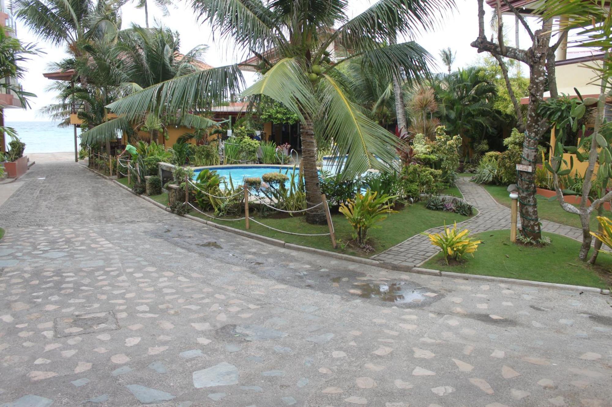 Lost Horizon Beach Dive Resort Bohol Bagian luar foto